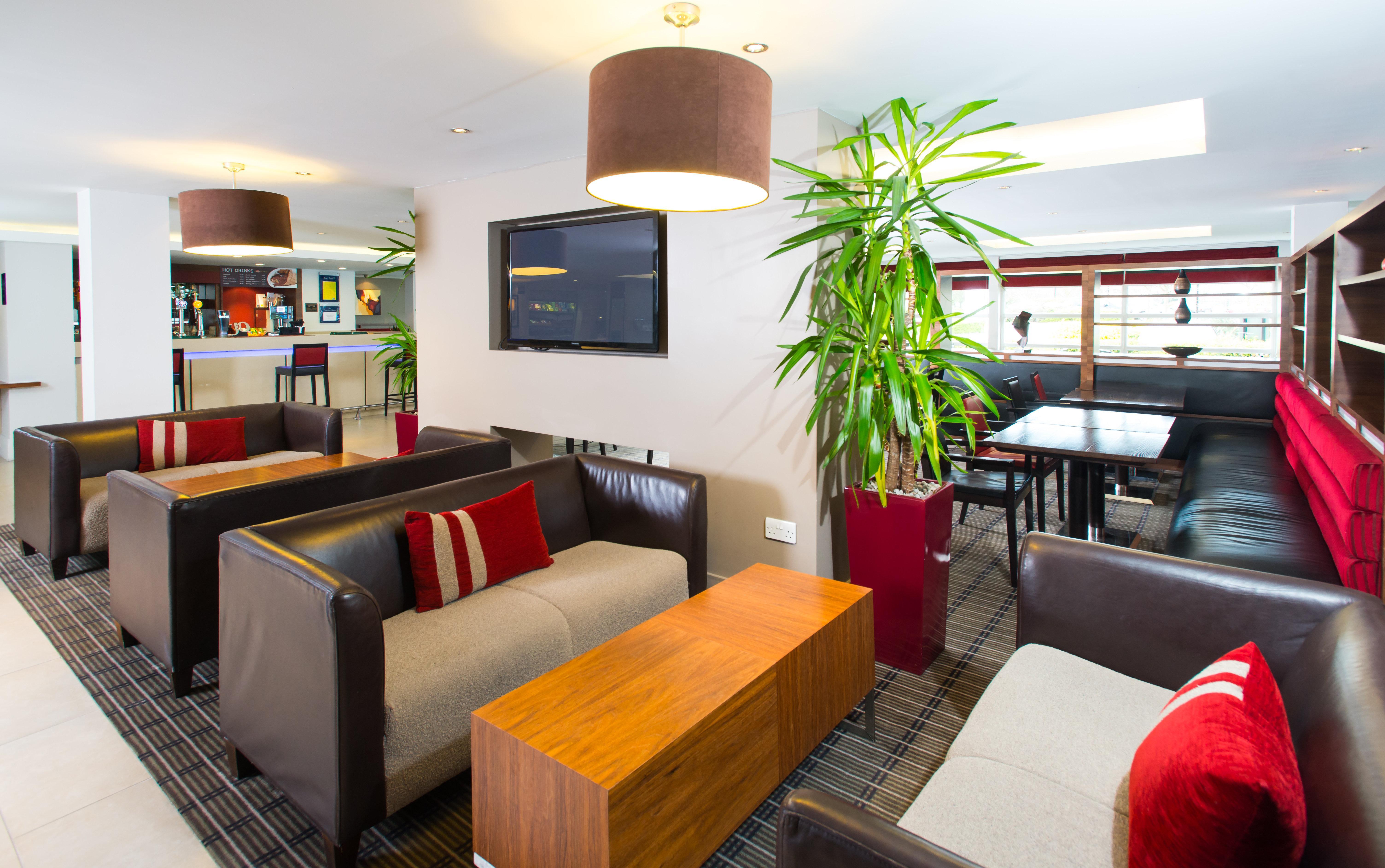 Holiday Inn Express Milton Keynes, An Ihg Hotel Luaran gambar